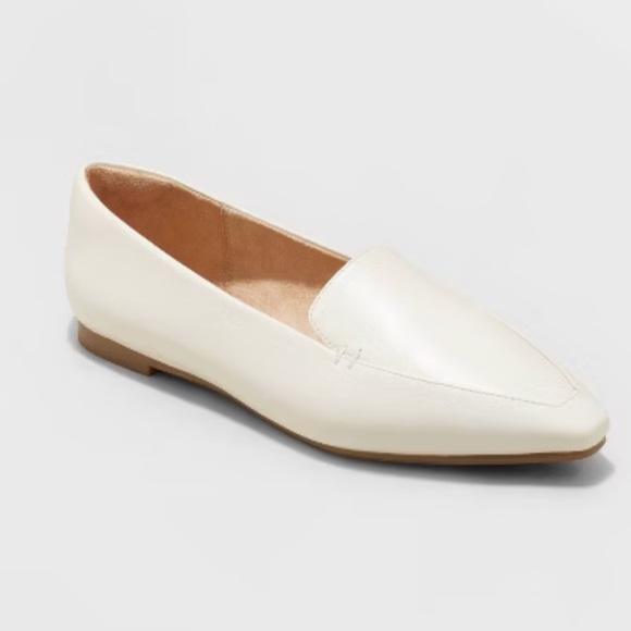 a new day Shoes - NWT A NEW DAY CREAM HAYES LOAFERS Elegant Women's Cream Loafers
